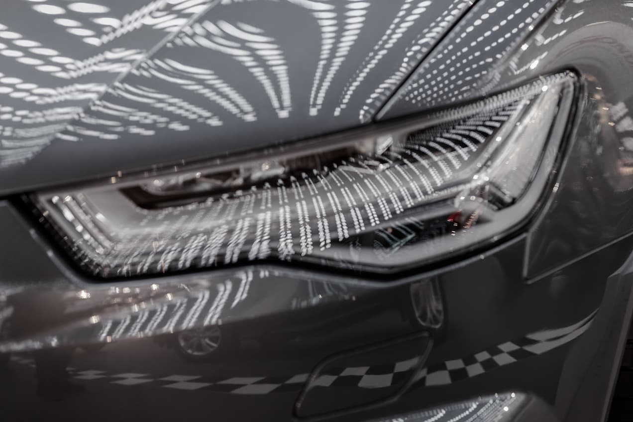 Samodzielna aplikacja folii PPF na auto – czy to dobry pomysł?